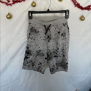 H&M youth shorts